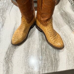 Lucchese Ostrich roper boots